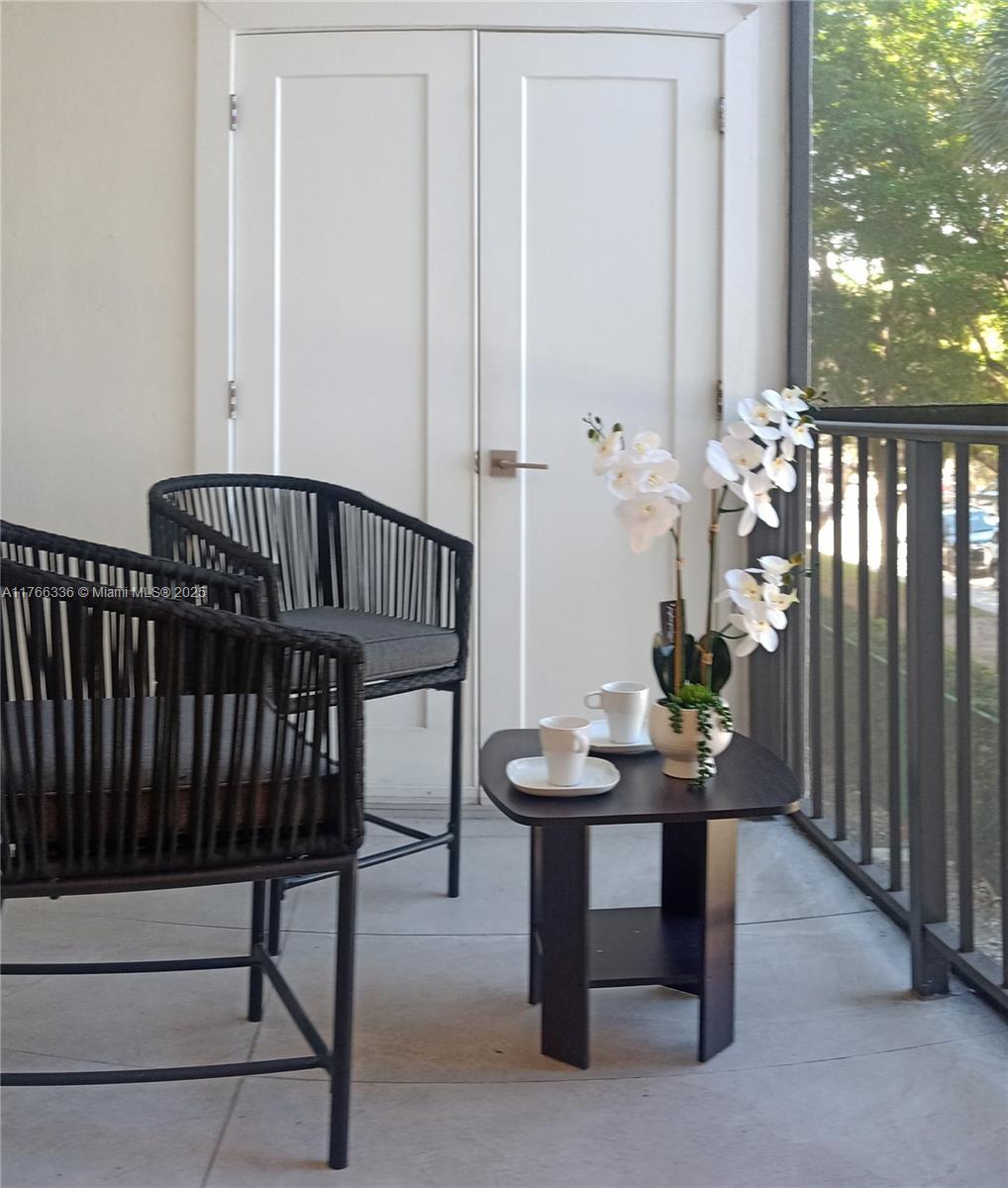 LE CARTIER CONDO - Residential