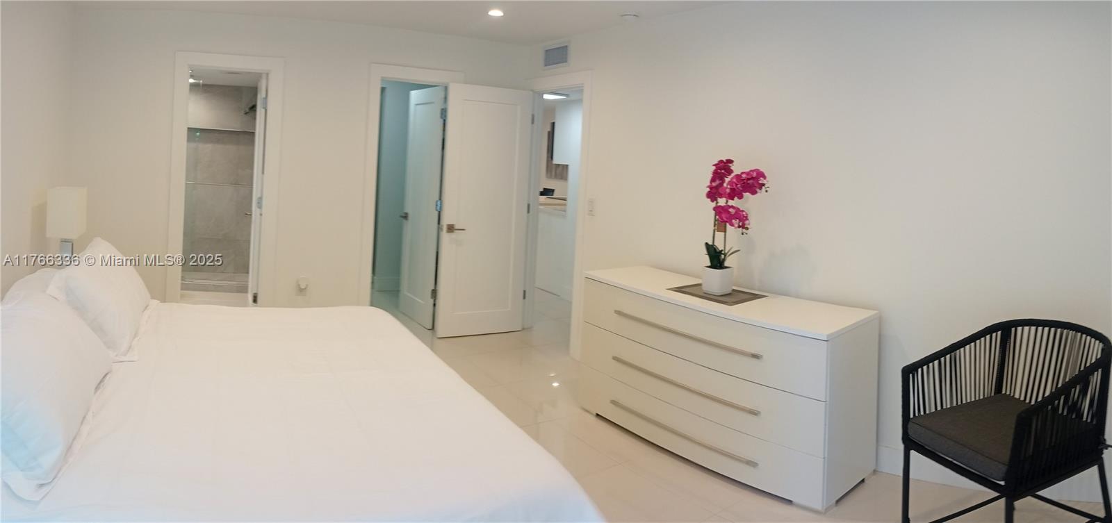 LE CARTIER CONDO - Residential
