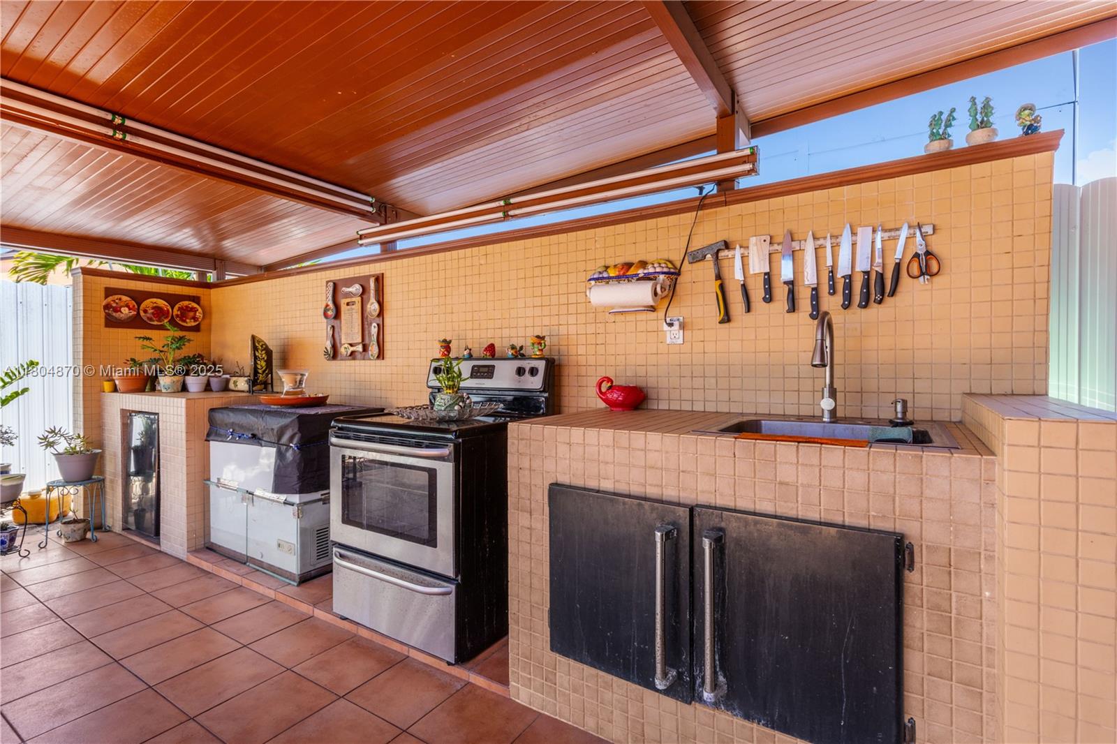 LIME GROVE GARDENS REV - Residential