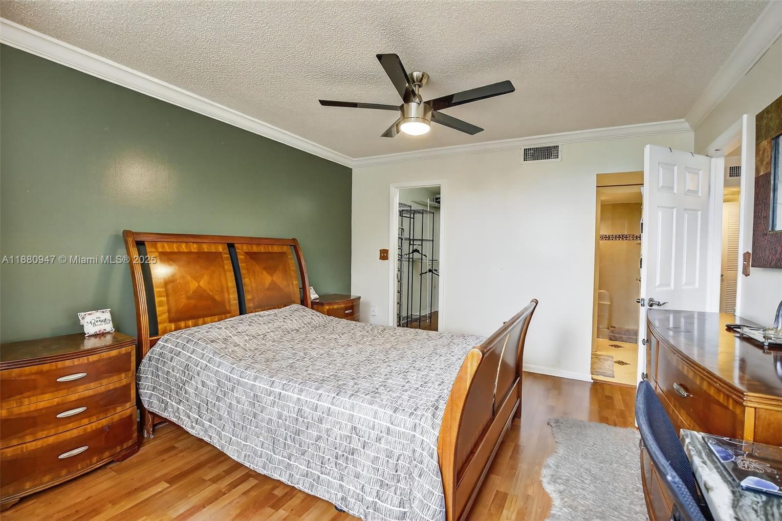 PLANTATION FOREST CONDO - Residential