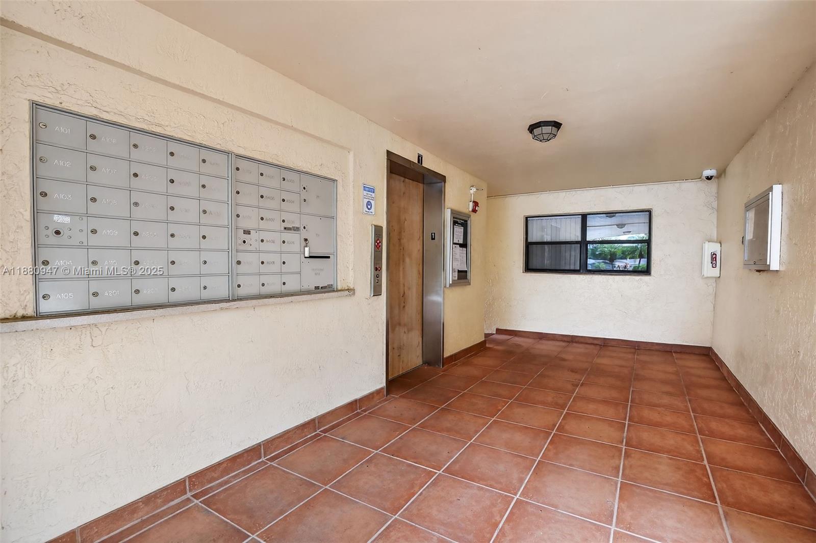 PLANTATION FOREST CONDO - Residential