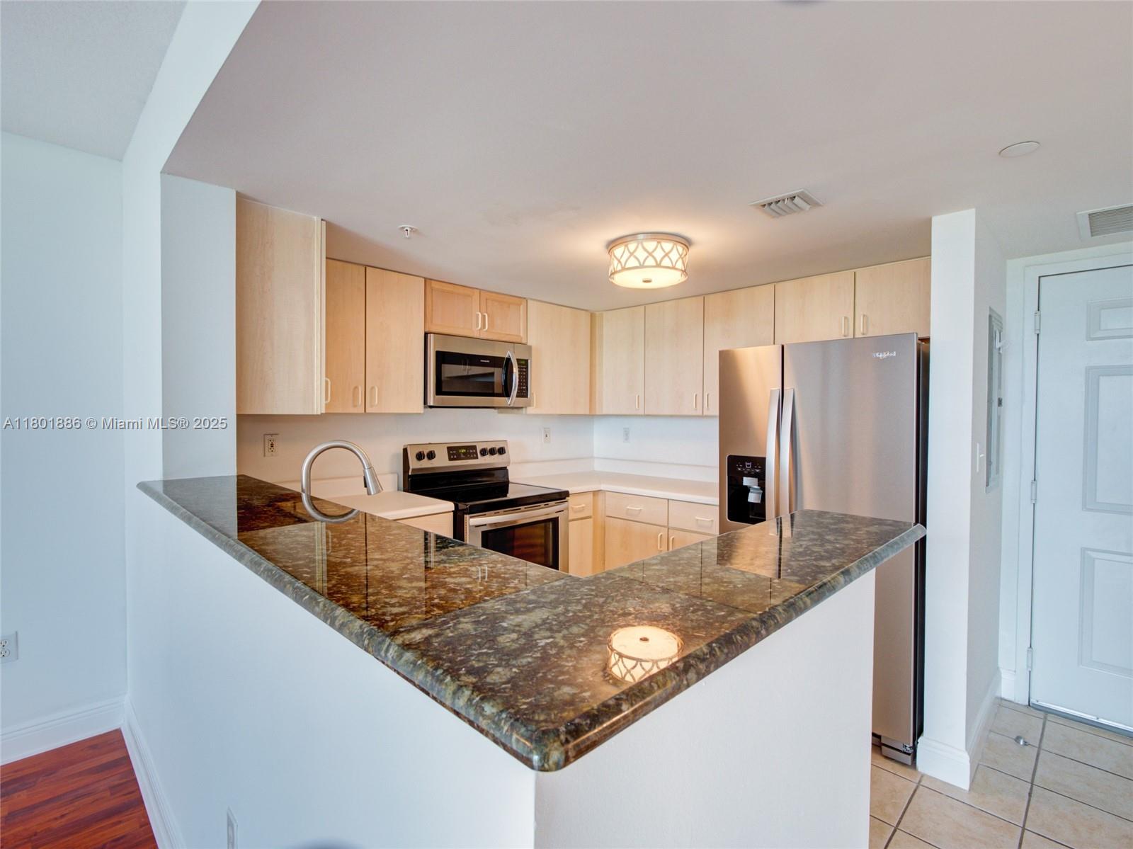 3000 Coral Way 715, Miami, Broward County, Florida - 1 Bedrooms  
1 Bathrooms - 
