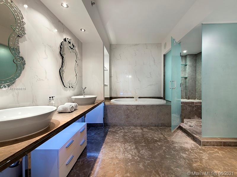 Icon South Beach - Residential