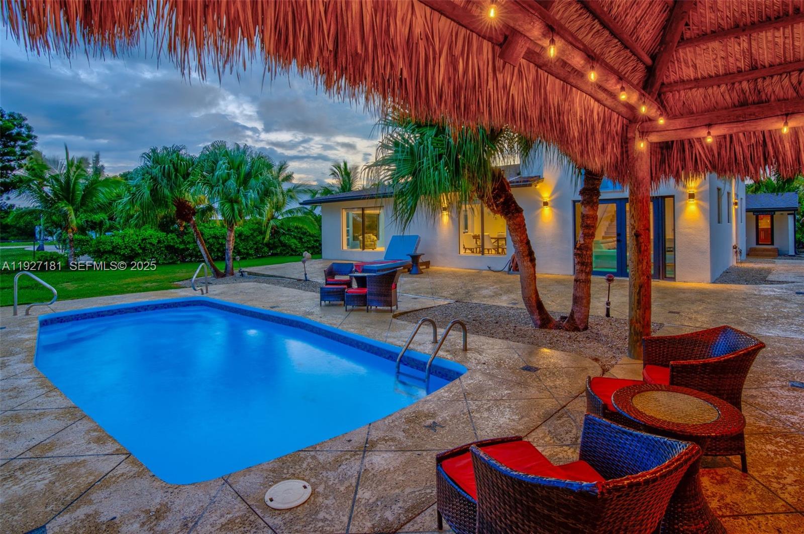 PALM VILLA - Residential