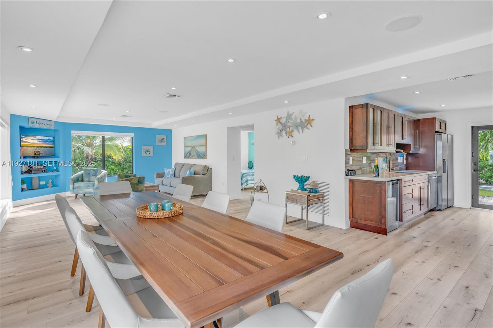 PALM VILLA - Residential