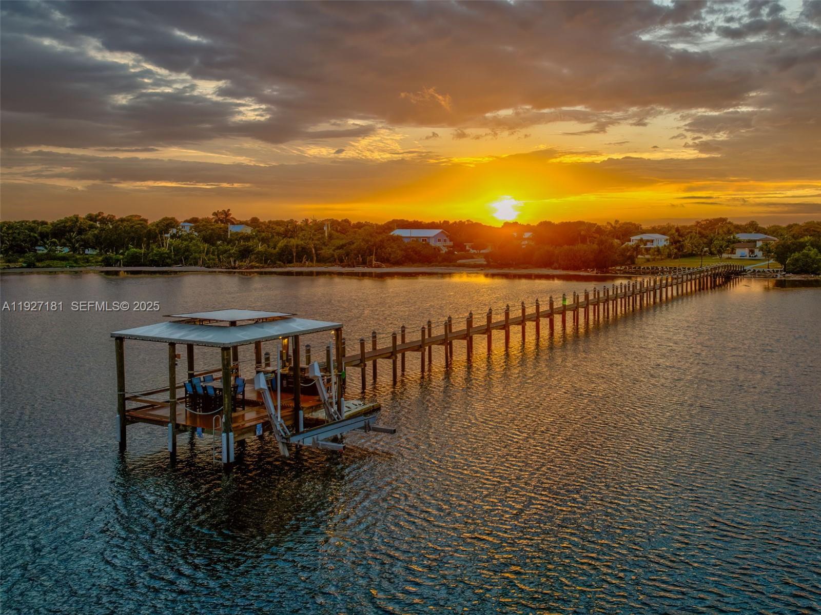 PALM VILLA - Residential