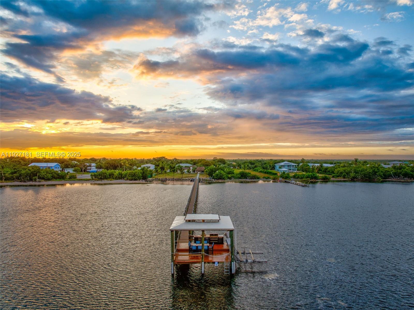 PALM VILLA - Residential