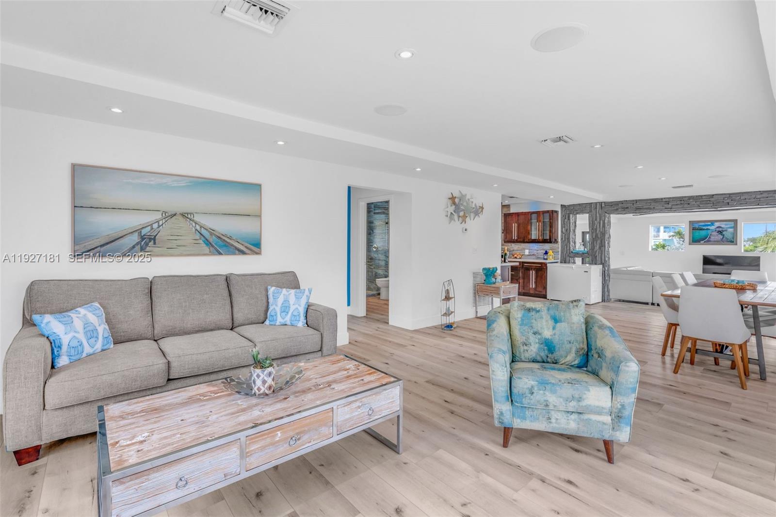 PALM VILLA - Residential