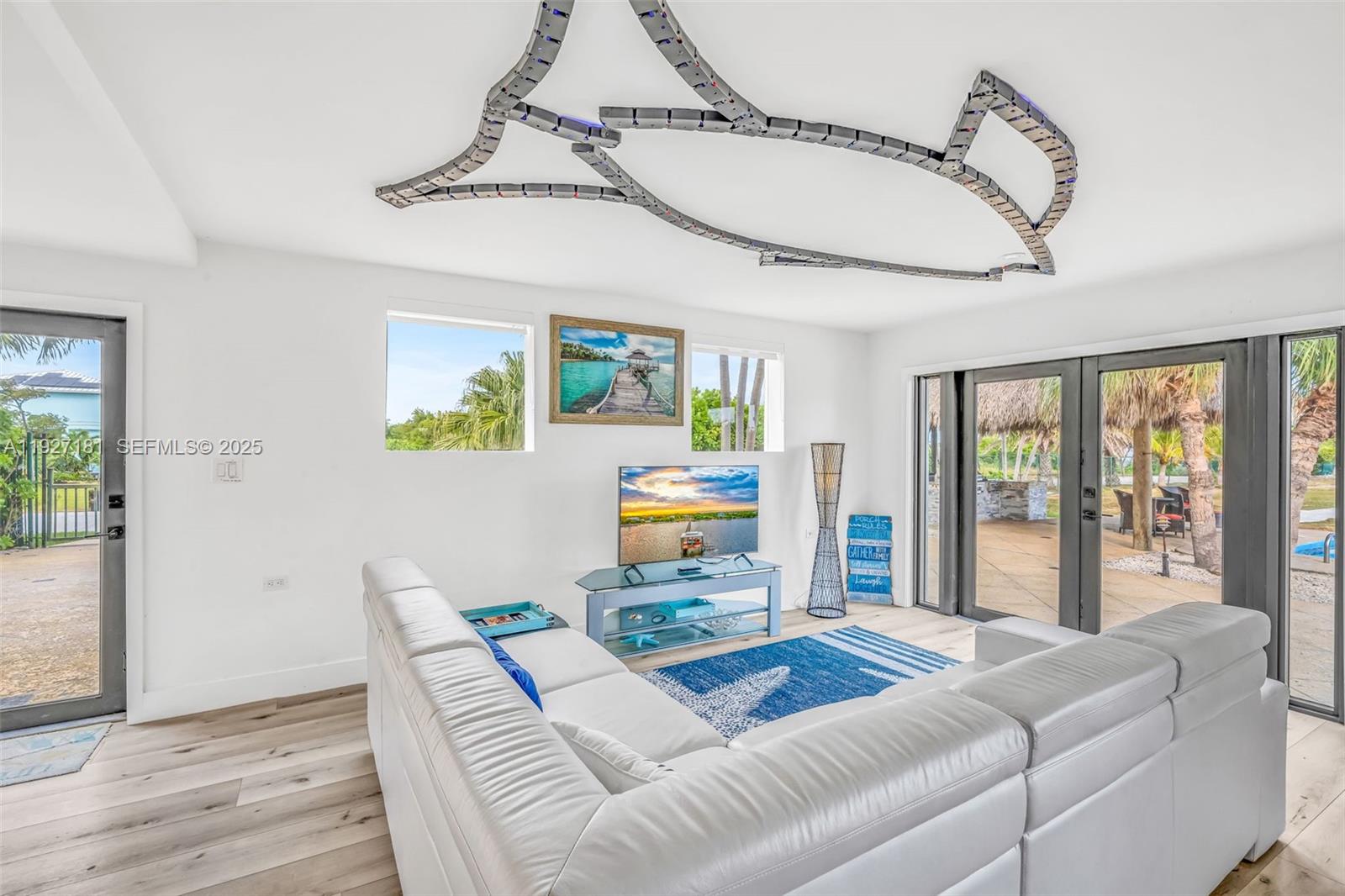 PALM VILLA - Residential