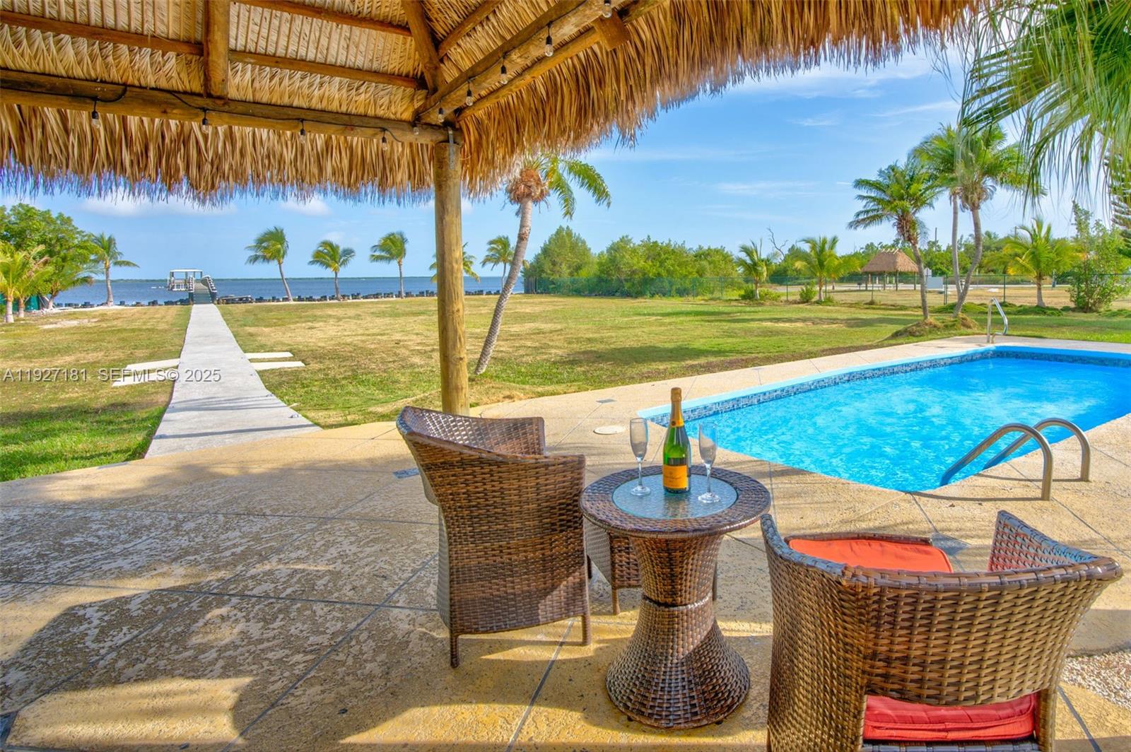 PALM VILLA - Residential