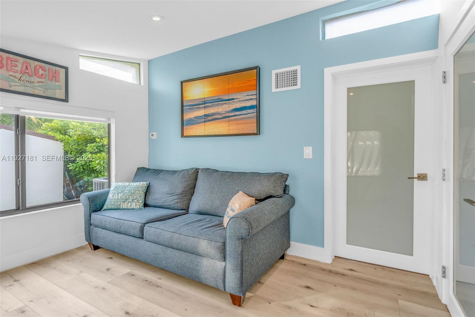 PALM VILLA - Residential