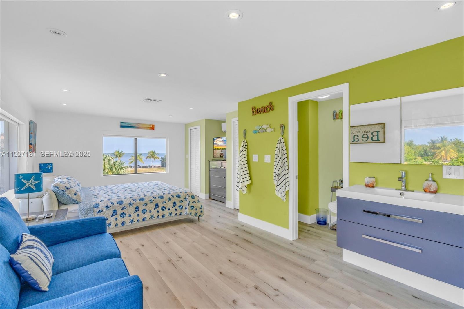 PALM VILLA - Residential