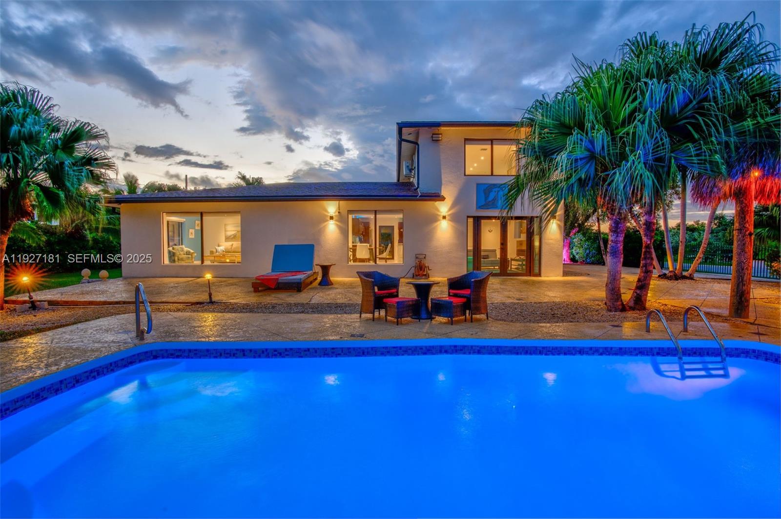 PALM VILLA - Residential