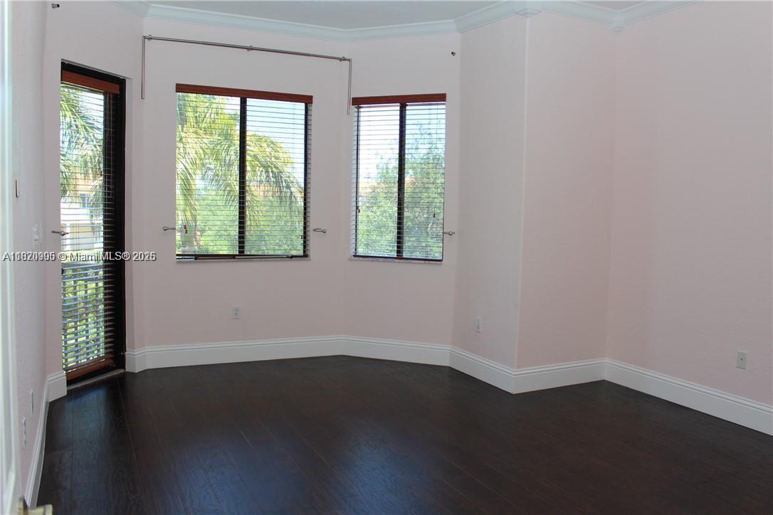 CUTLER CAY - Residential