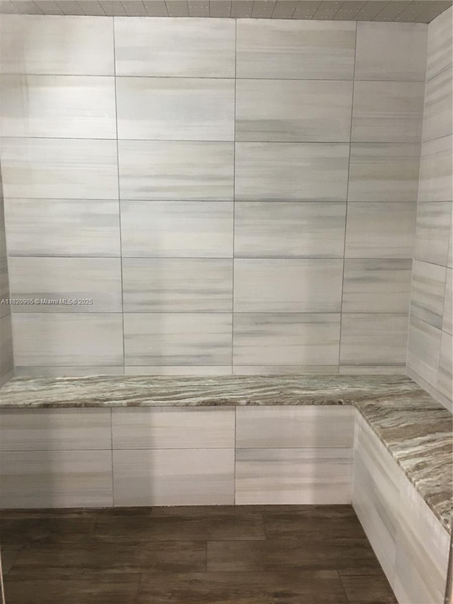 CUTLER CAY - Residential
