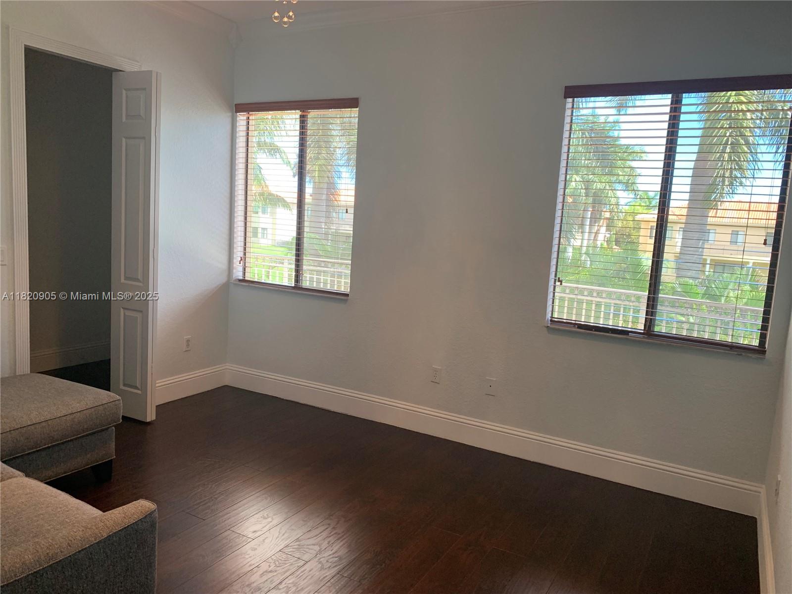 CUTLER CAY - Residential