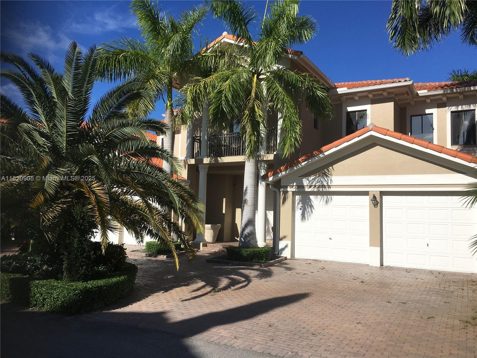 CUTLER CAY - Residential
