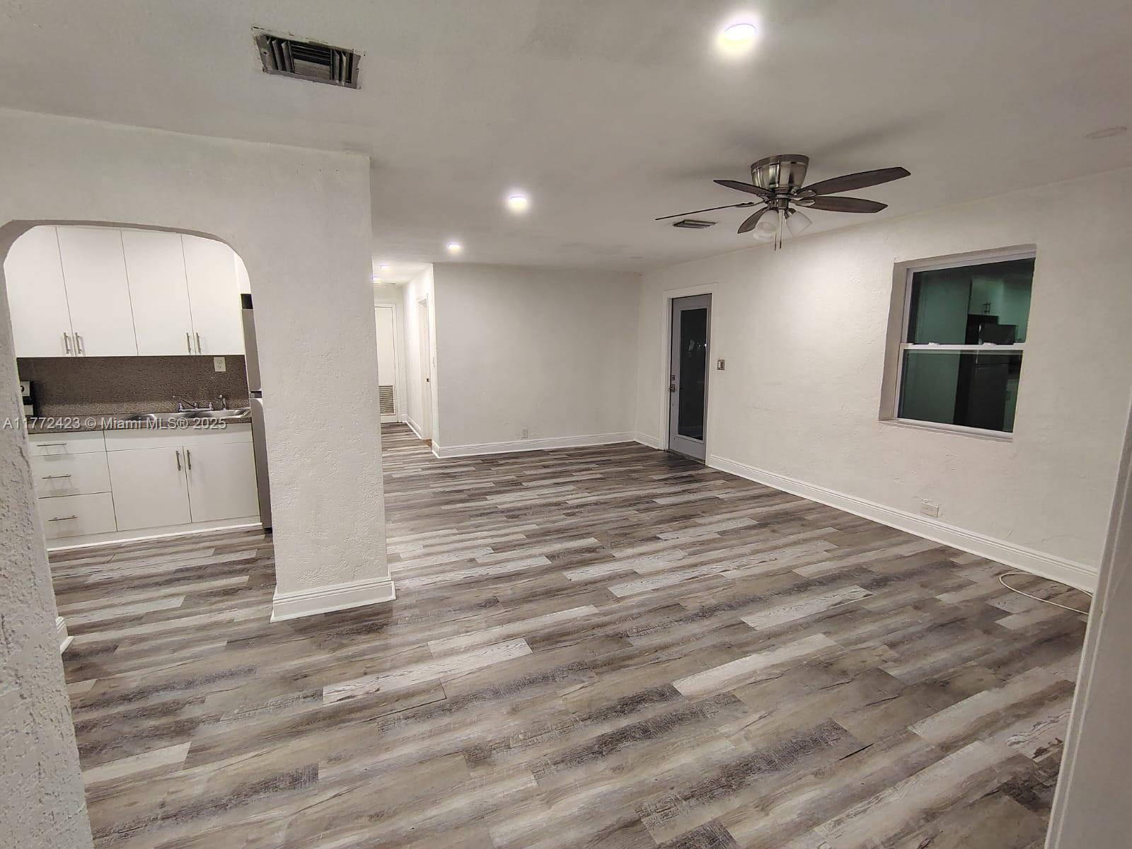 RIVIERA BEACH HEIGHTS - Residential Lease