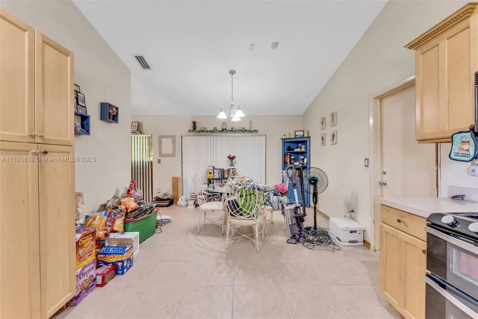 Palmetto Bay, Florida 33157, United States, 3 Bedrooms Bedrooms, ,2 BathroomsBathrooms,Residential,Active,228172