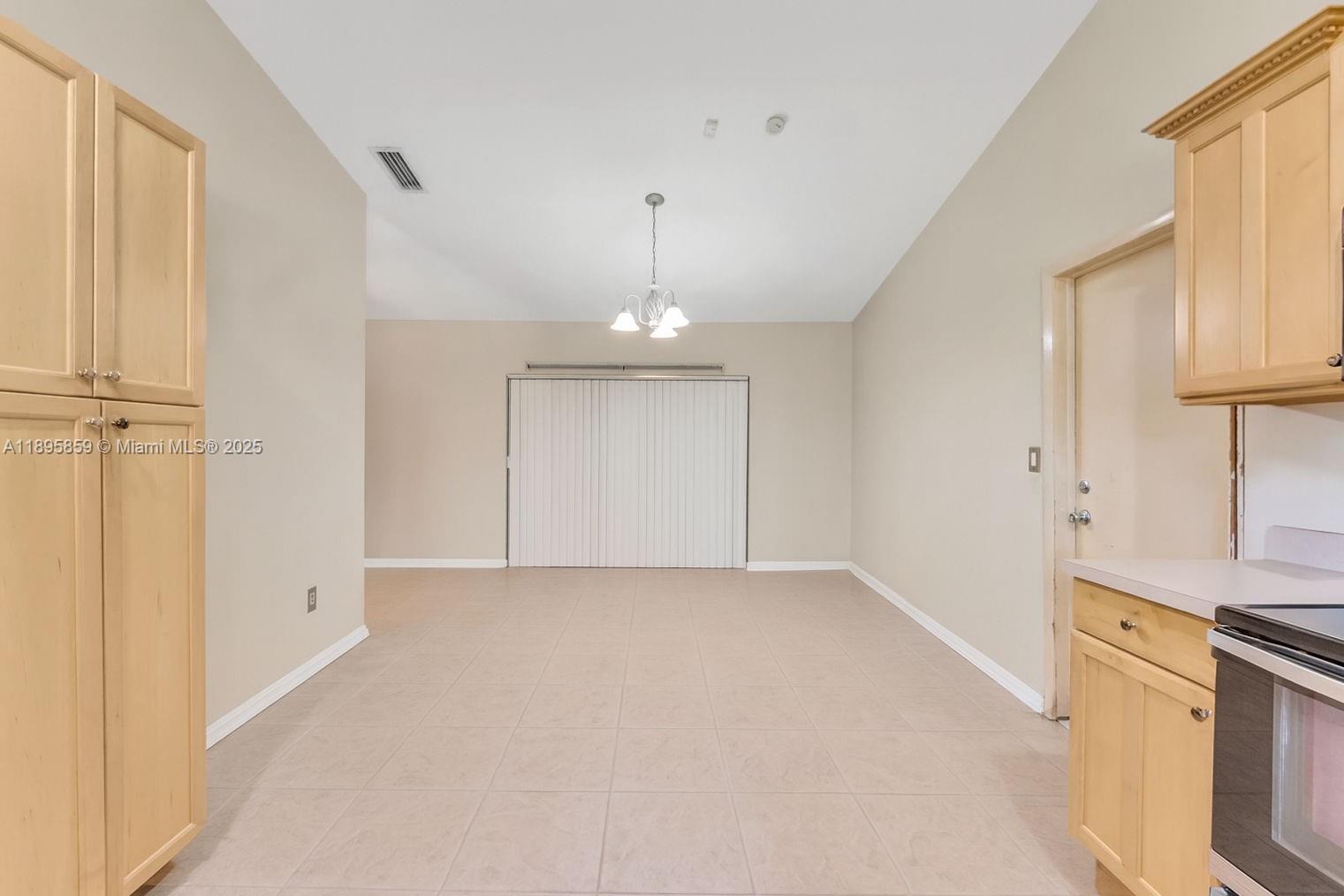 SECTION 21 BEL-AIRE - Residential
