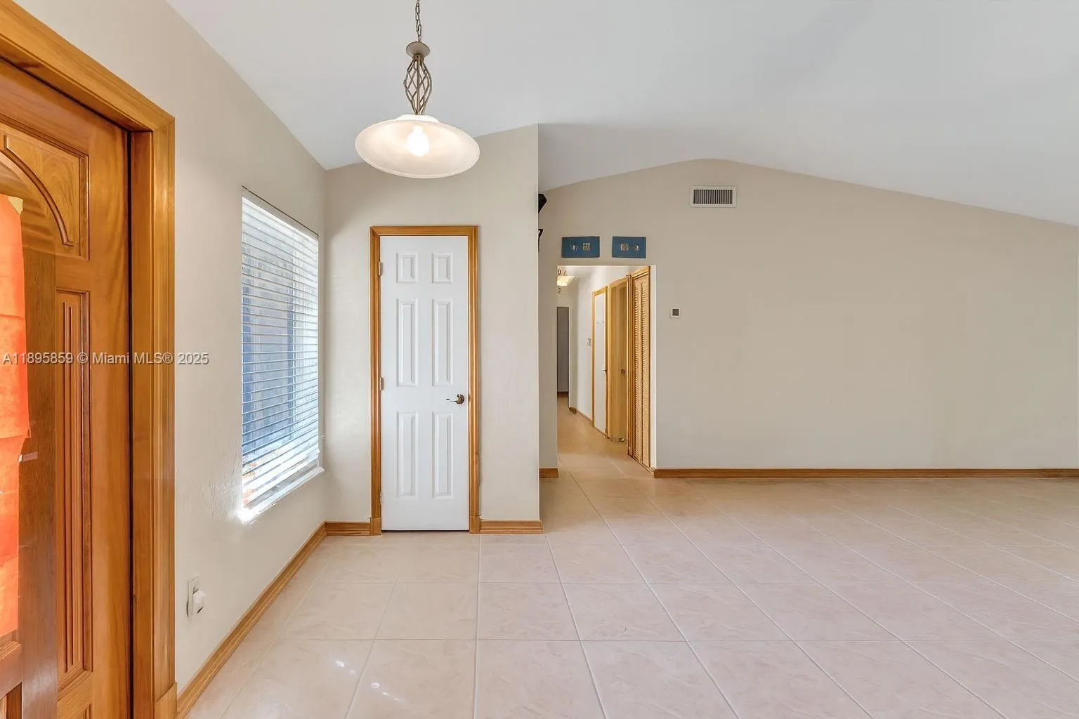 Palmetto Bay, Florida 33157, United States, 3 Bedrooms Bedrooms, ,2 BathroomsBathrooms,Residential,Active,228172