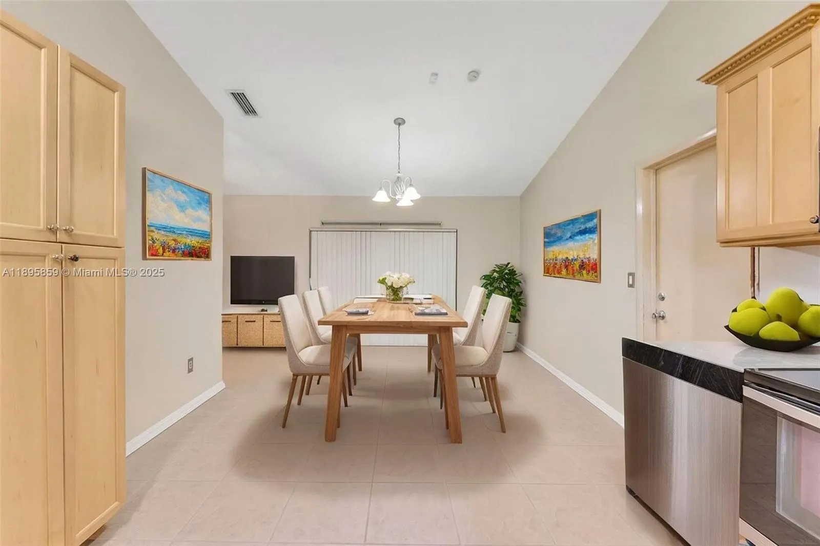 Palmetto Bay, Florida 33157, United States, 3 Bedrooms Bedrooms, ,2 BathroomsBathrooms,Residential,Active,228172