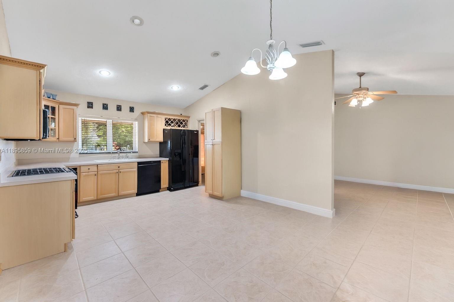 SECTION 21 BEL-AIRE - Residential