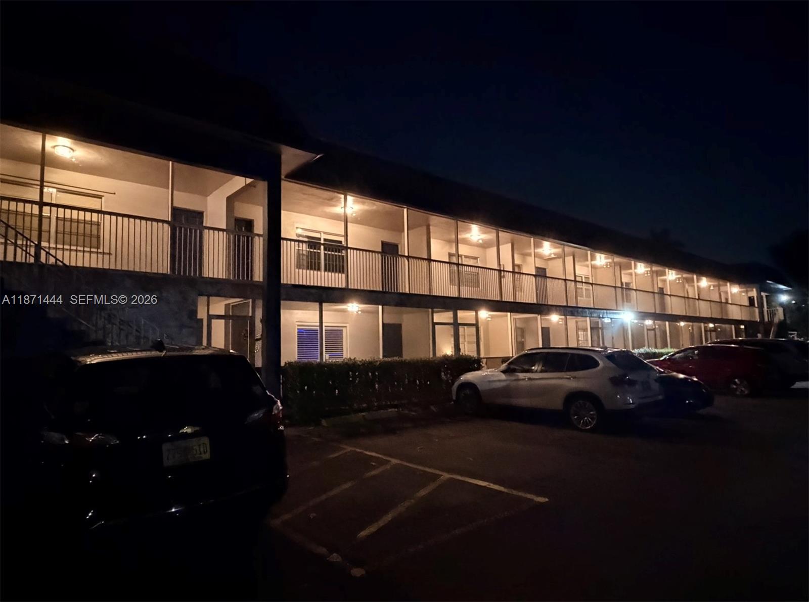 KINGS WAY CONDO APTS 1 IN - Residential