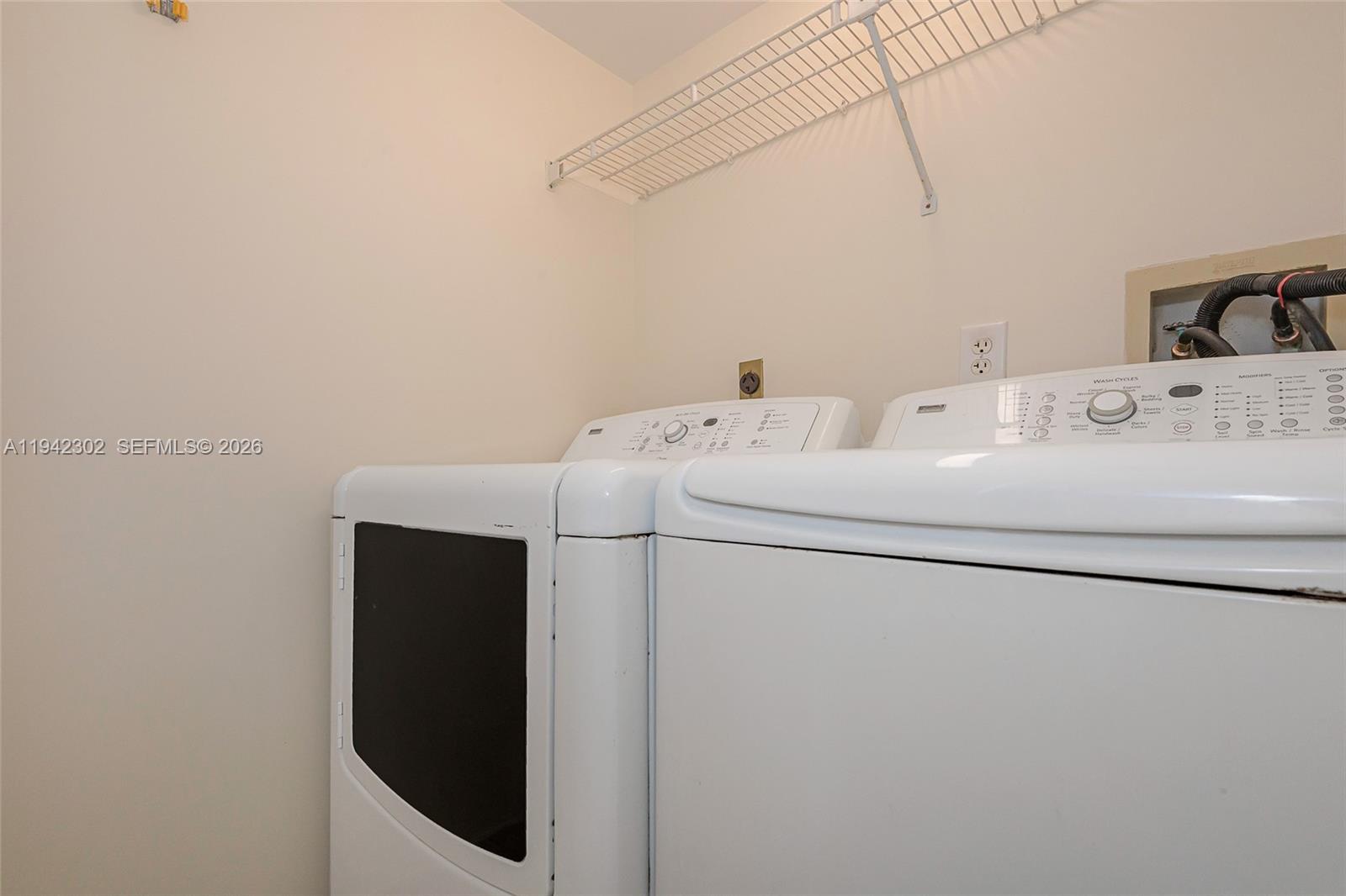 OCEANIA II CONDO - Residential