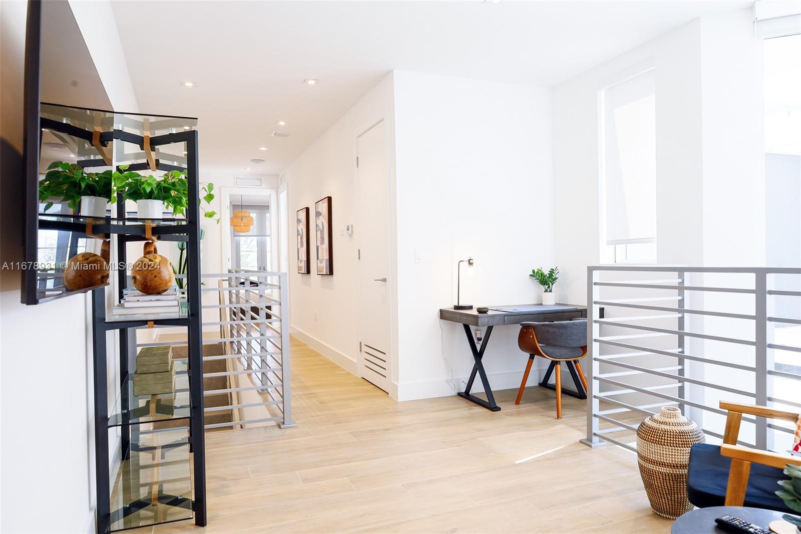 INDIANA GROVE CONDO - Residential Lease