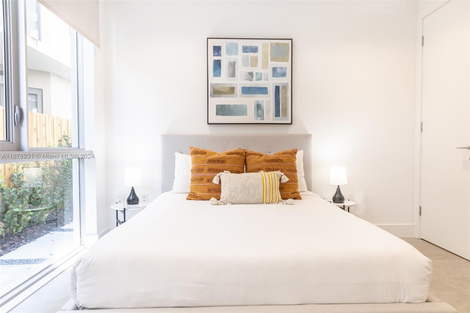 INDIANA GROVE CONDO - Residential Lease