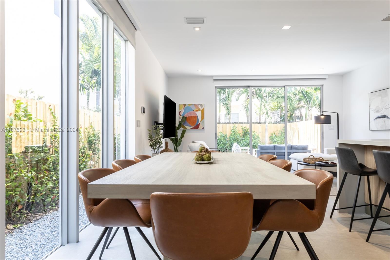 3110 Elizabeth St 3110