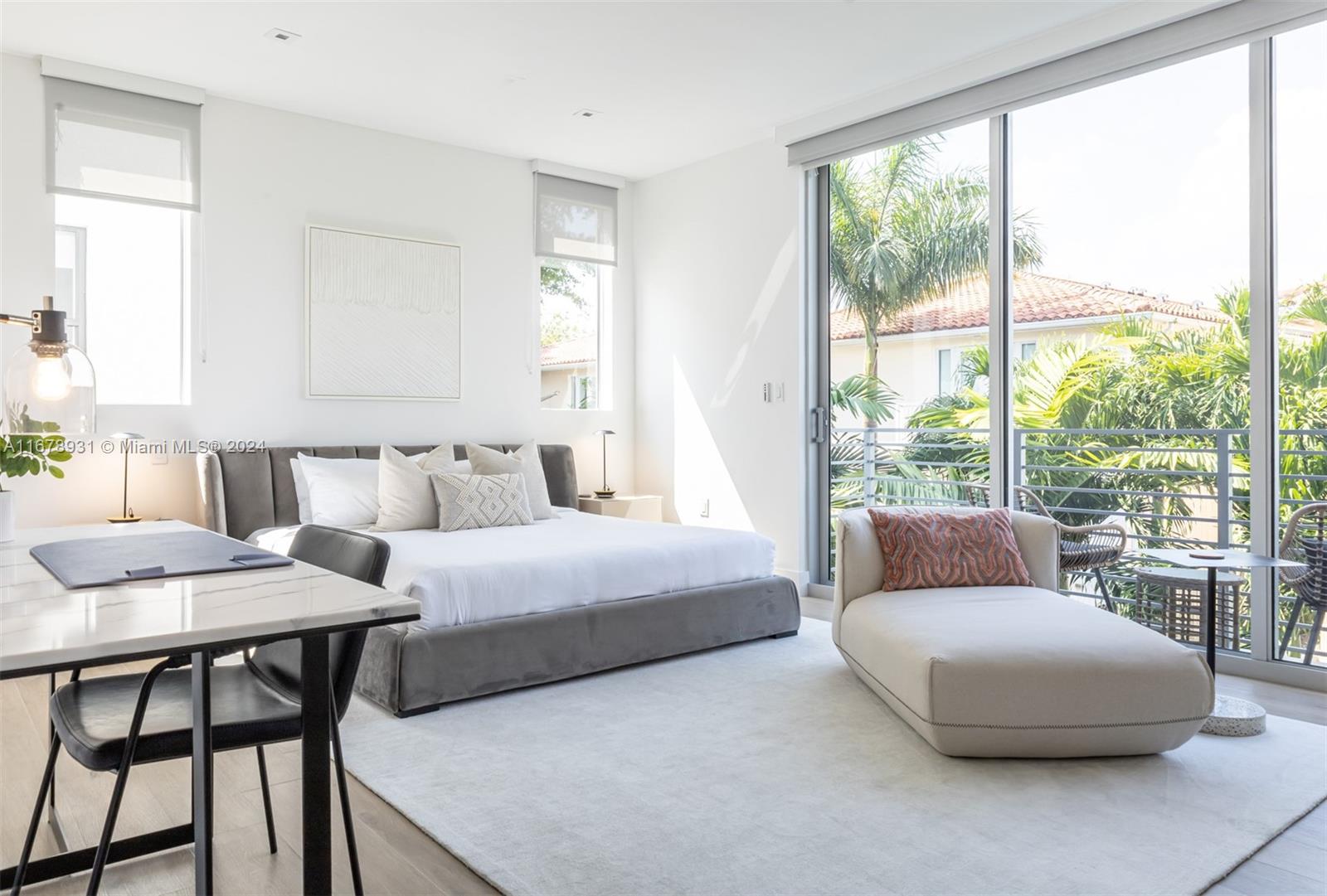 INDIANA GROVE CONDO - Residential Lease