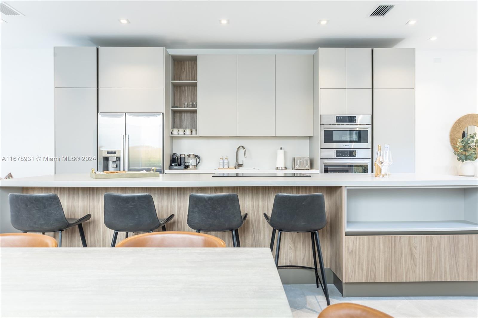 INDIANA GROVE CONDO - Residential Lease