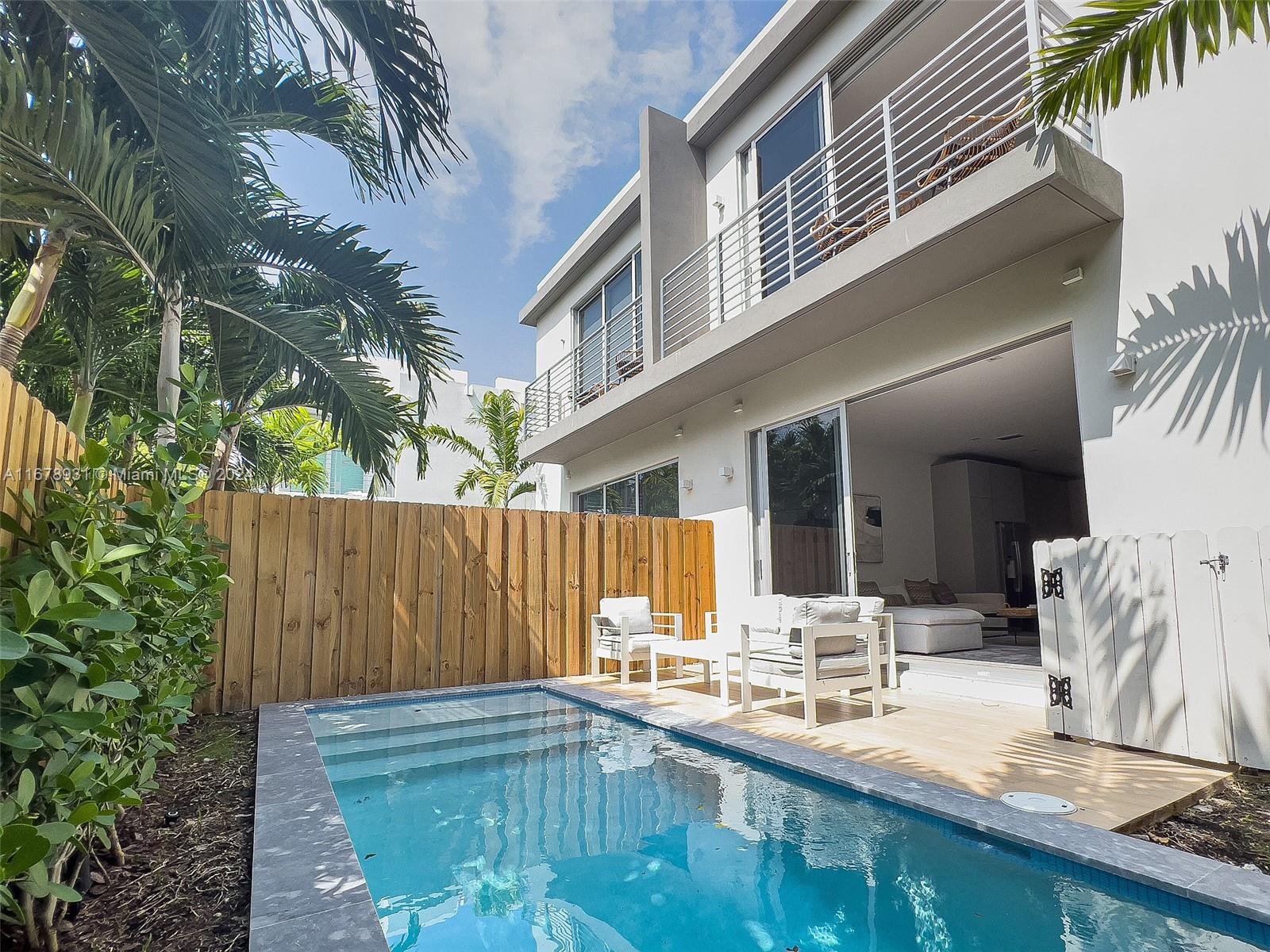 3110 Elizabeth St 3110