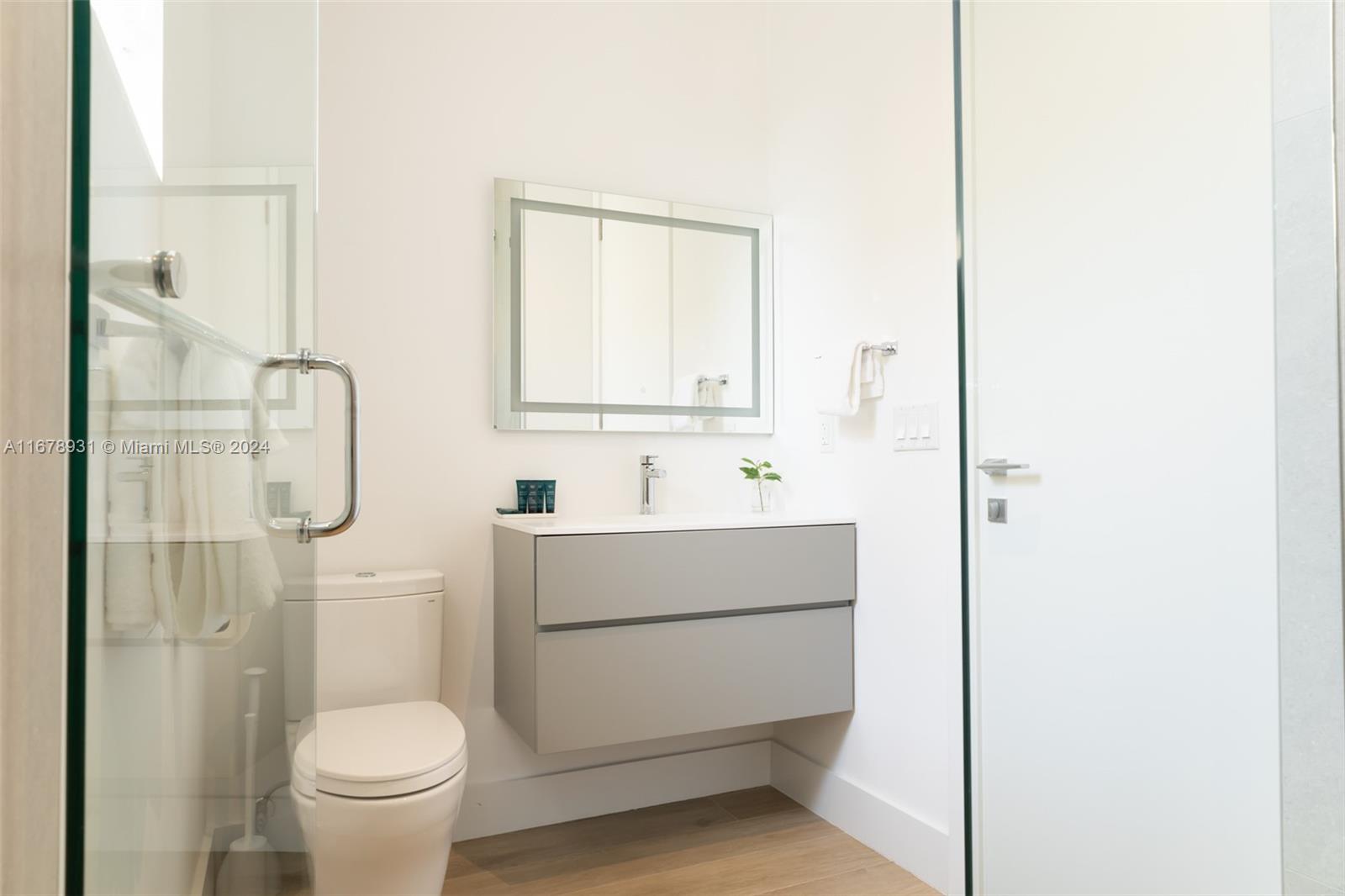 INDIANA GROVE CONDO - Residential Lease