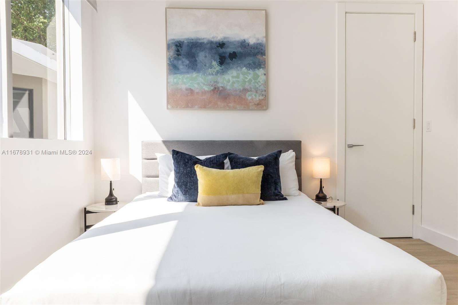 INDIANA GROVE CONDO - Residential Lease