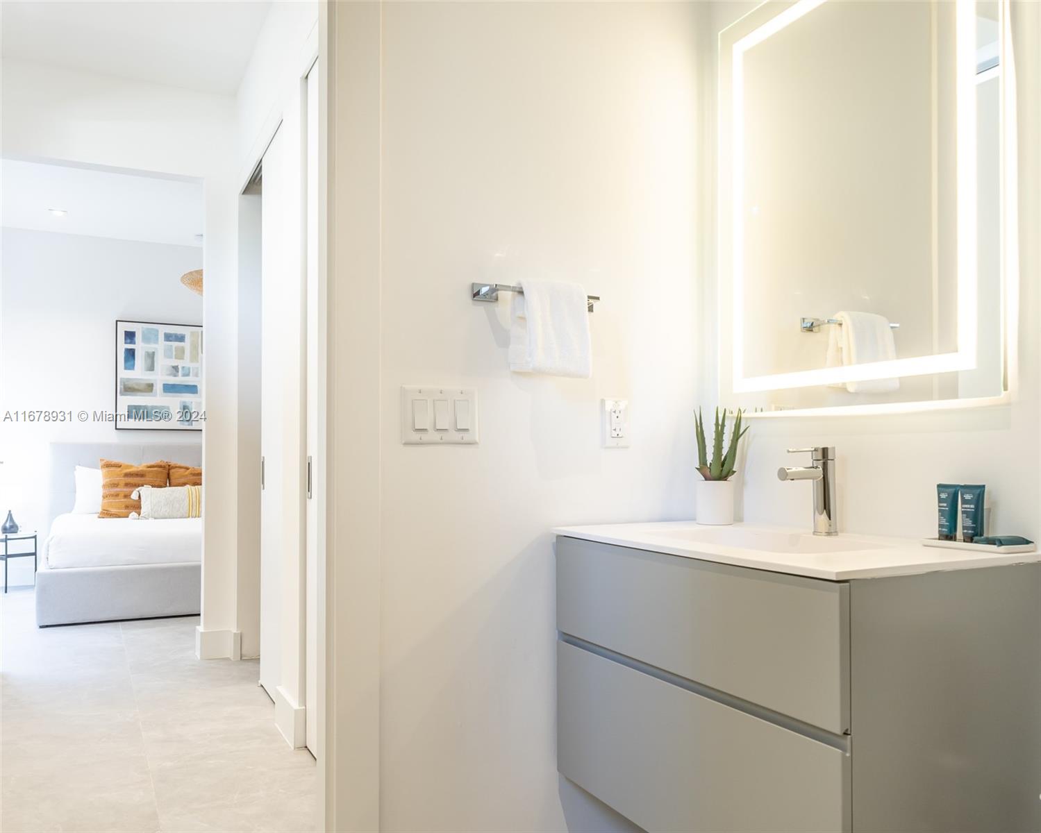 INDIANA GROVE CONDO - Residential Lease