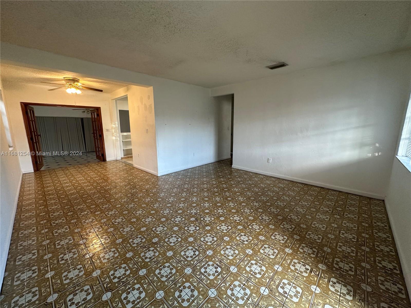 CENTRAL MIAMI PART 2 - Residential Lease