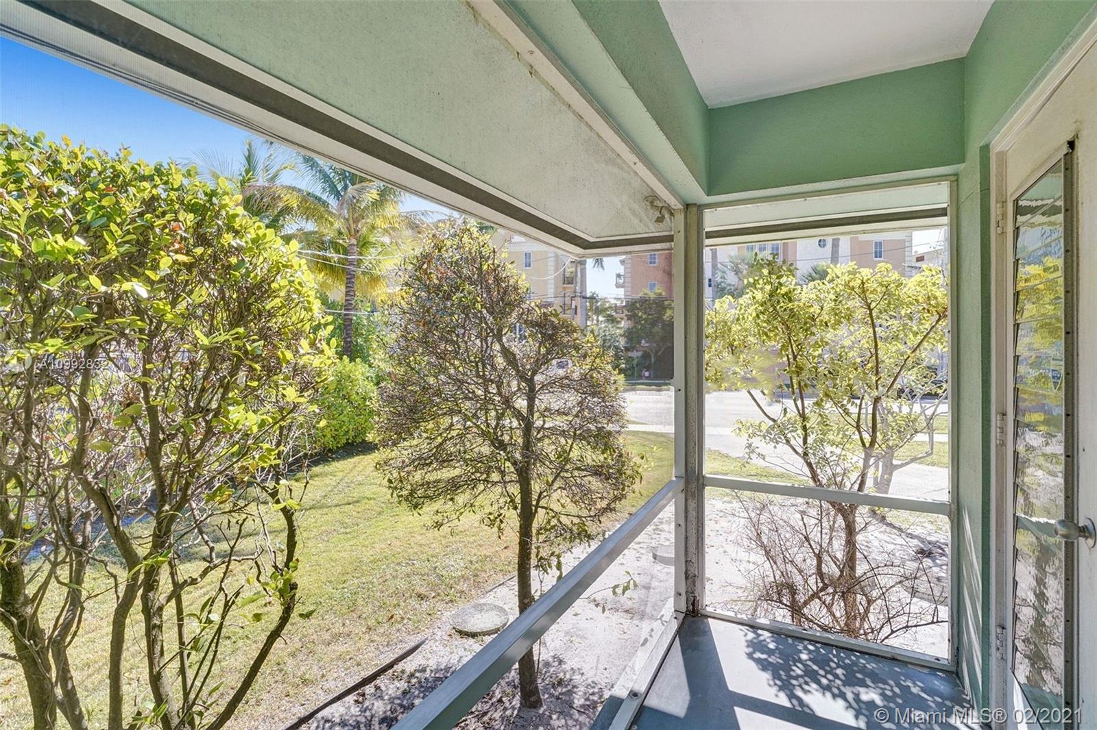 RIO VISTA ISLES - Residential