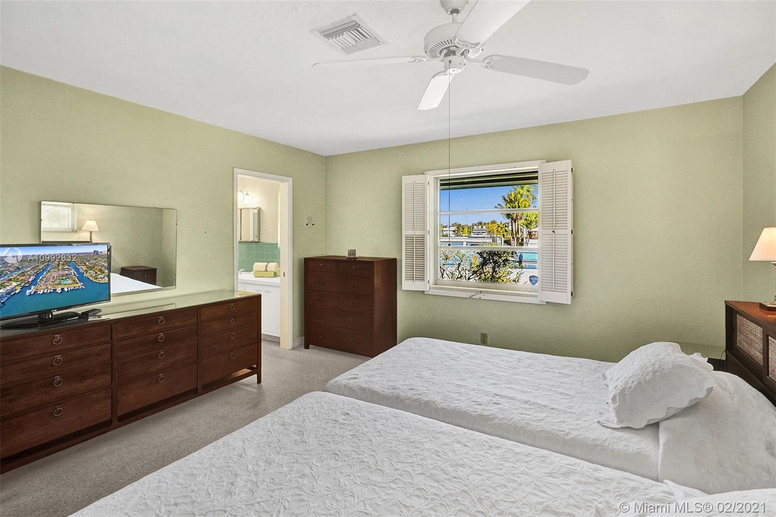 RIO VISTA ISLES - Residential