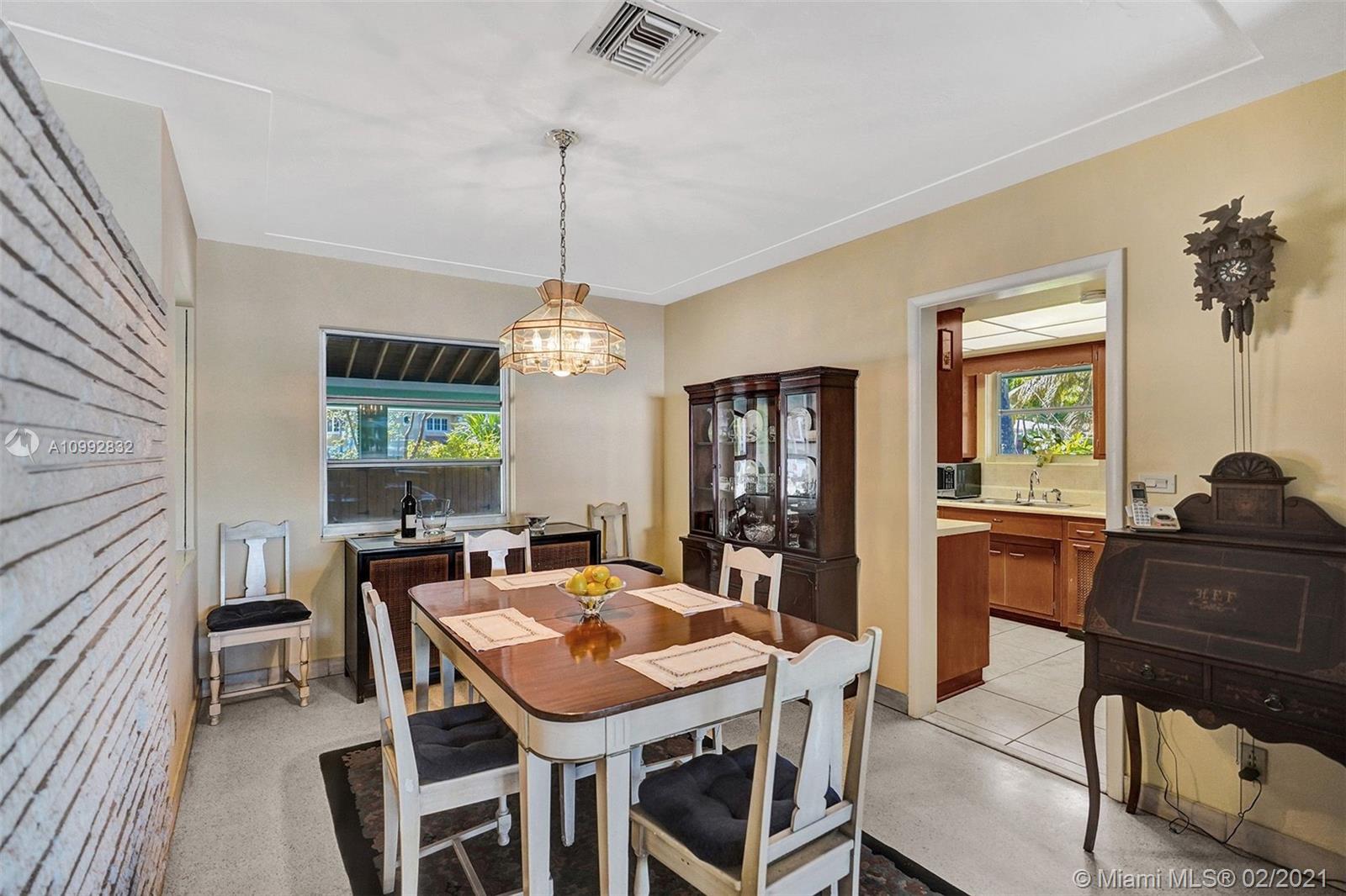 RIO VISTA ISLES - Residential