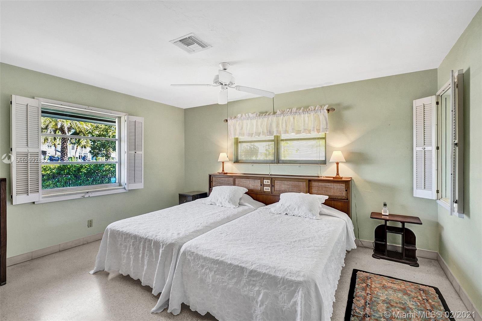 RIO VISTA ISLES - Residential