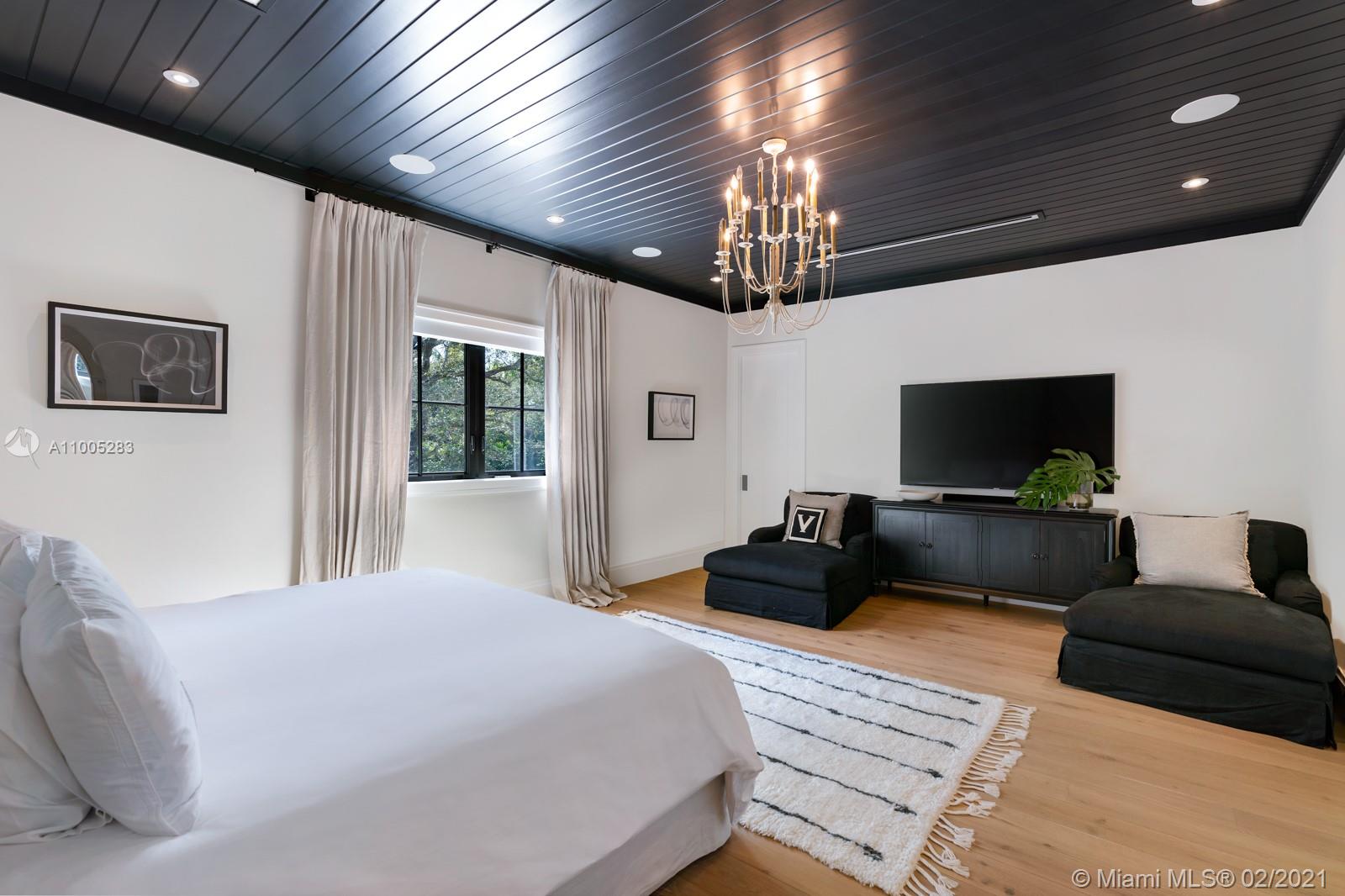 PARKWAY HOMESITES - Residential