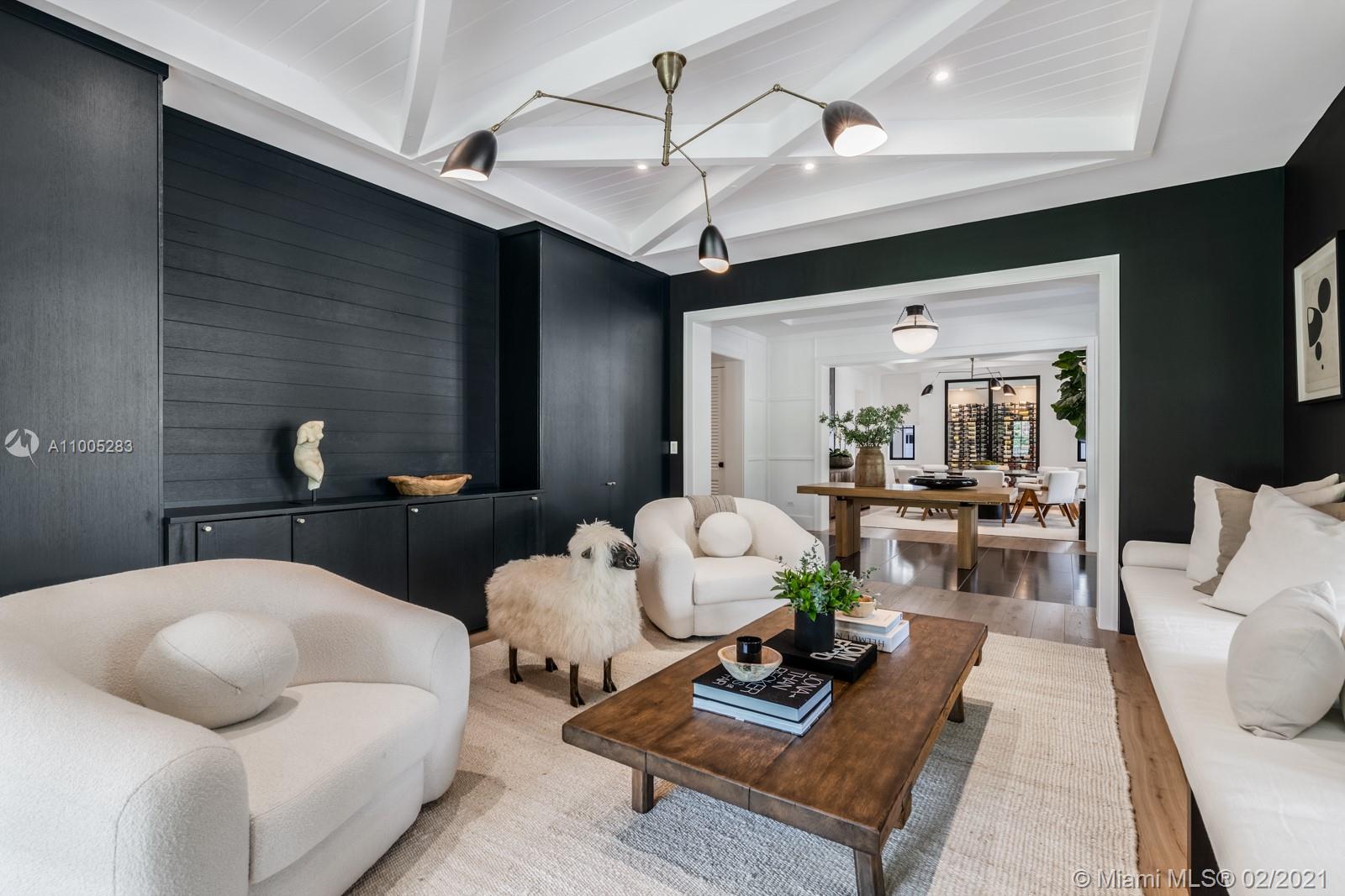 PARKWAY HOMESITES - Residential