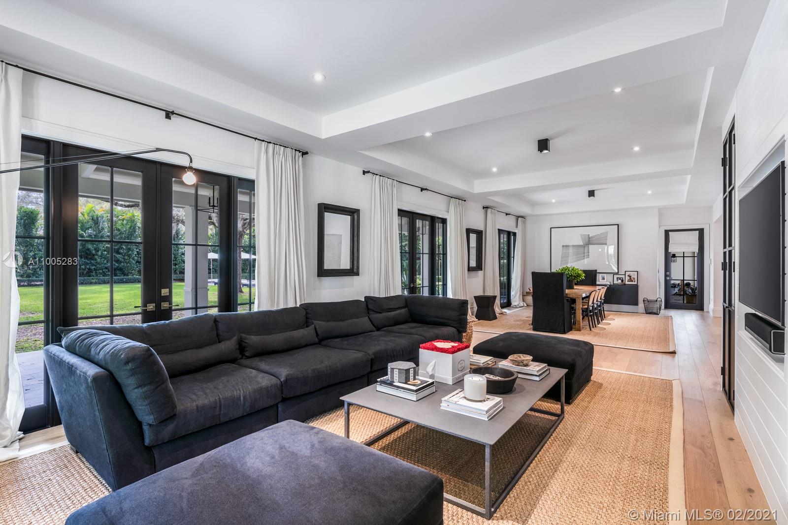 PARKWAY HOMESITES - Residential