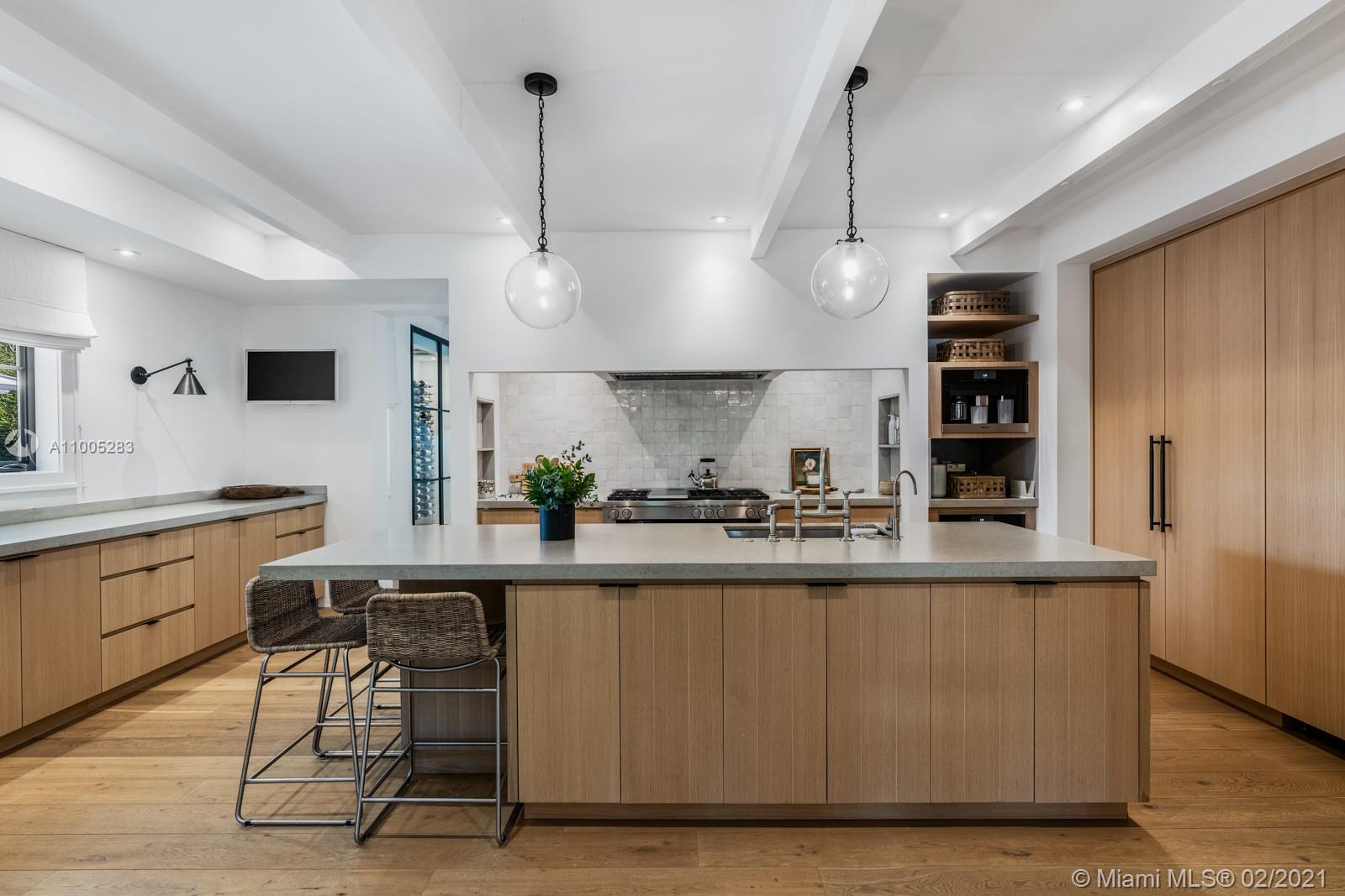 PARKWAY HOMESITES - Residential