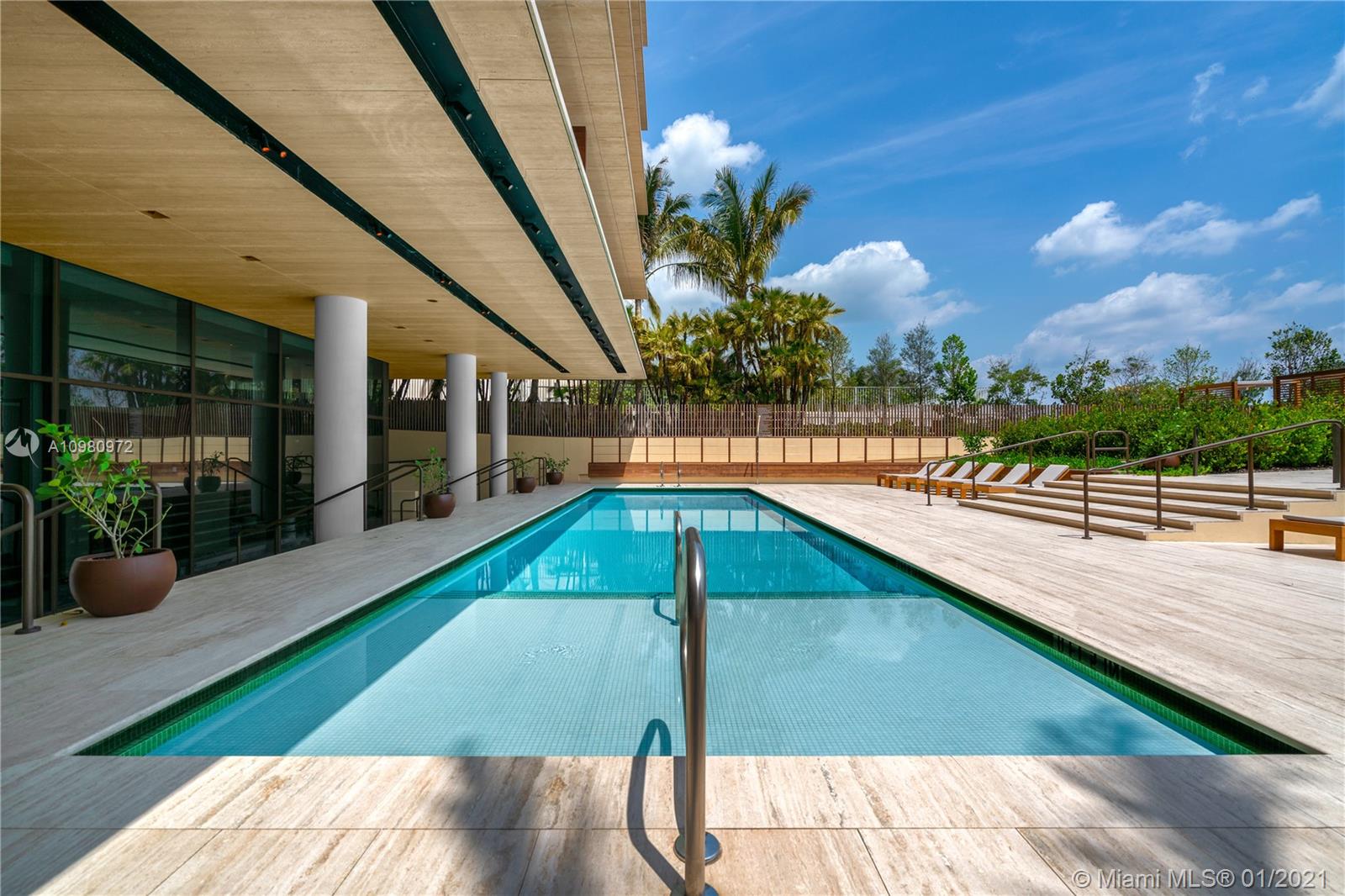 Arte Surfside - Residential