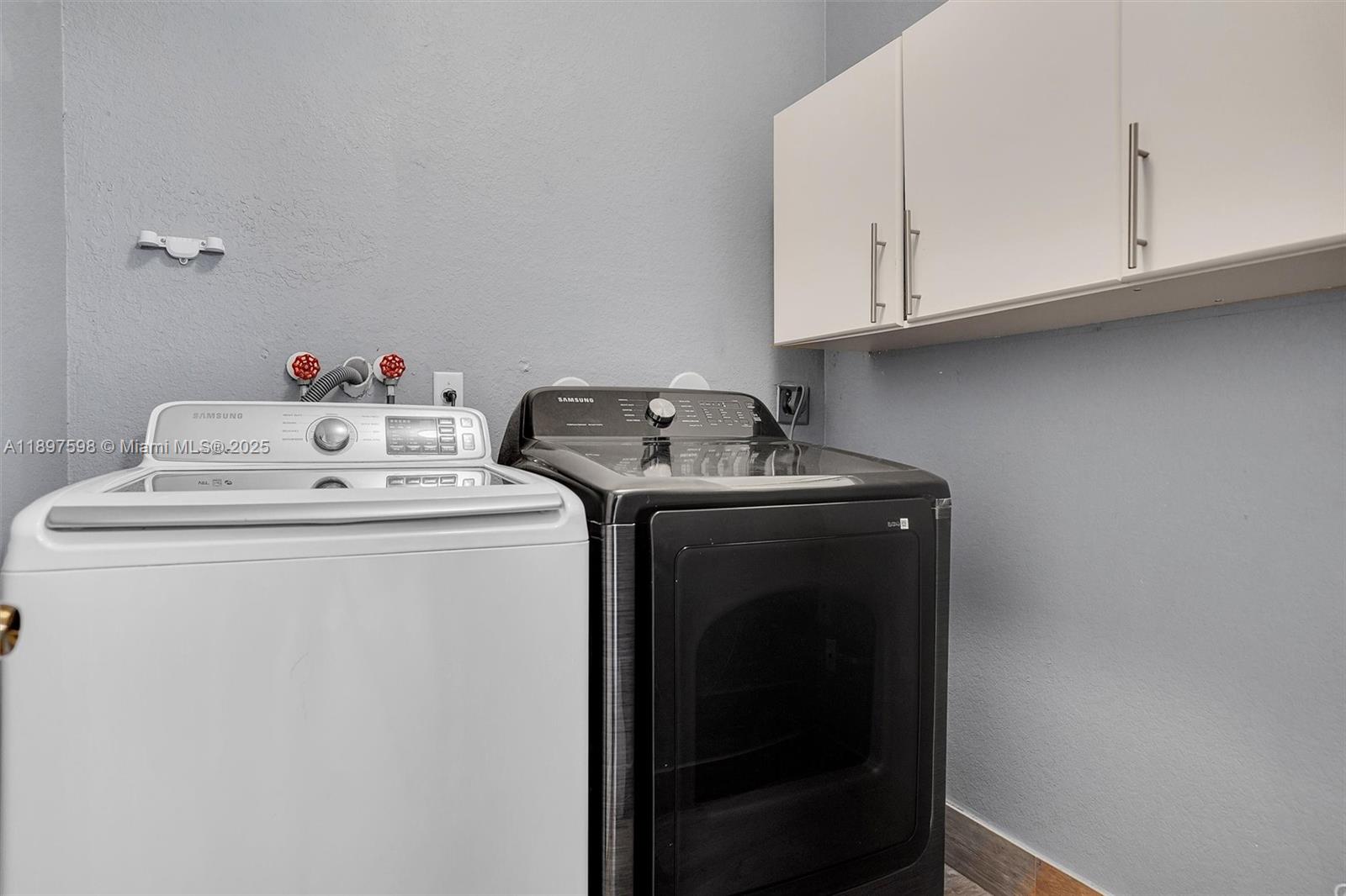 SHORES AT KEYS GATE - Residential