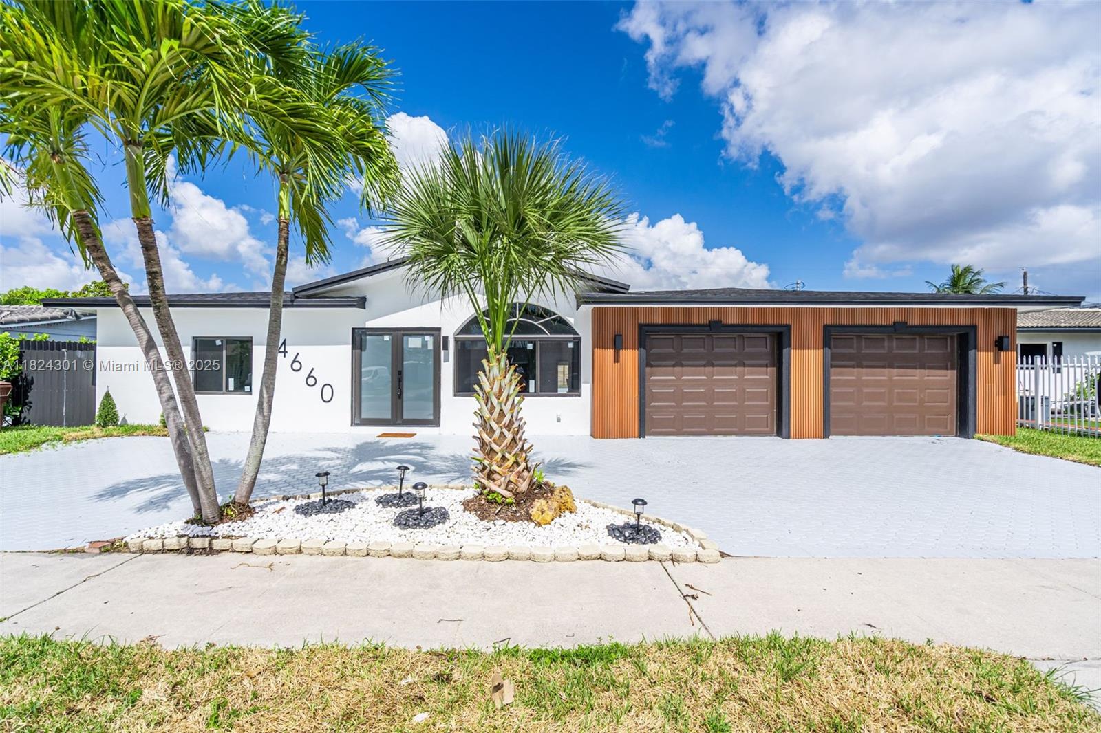 4660 W 8th Pl